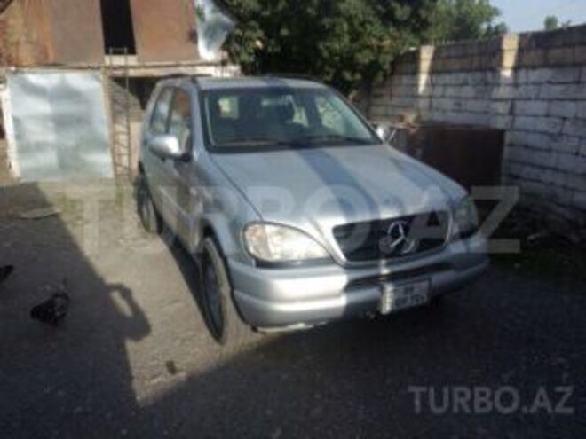 Mercedes ML 320 2000, 173,000 km - 3.2 l - Bakı