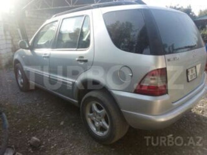 Mercedes ML 320 2000, 173,000 km - 3.2 l - Bakı