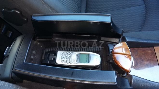 Mercedes E 220 2003, 210,000 km - 2.2 l - Bakı