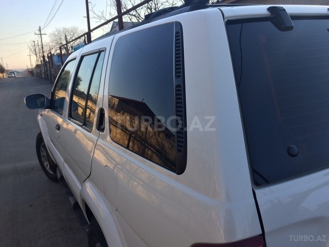 Nissan Pathfinder 2001, 170,000 km - 0.2 l - Bakı