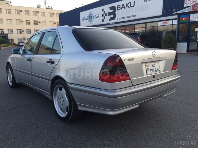 Mercedes C 200 1997, 236,430 km - 2.0 л - Bakı