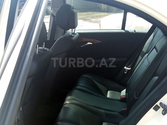 Mercedes E 220 2007, 238,000 km - 2.2 л - Bakı