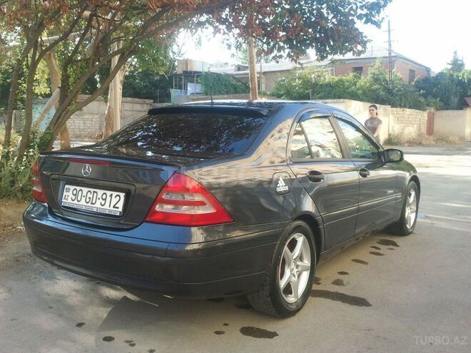 Mercedes C 200 2000, 186,000 km - 2.0 l - Bakı