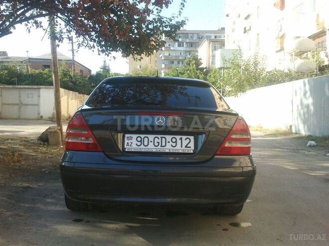 Mercedes C 200 2000, 186,000 km - 2.0 l - Bakı