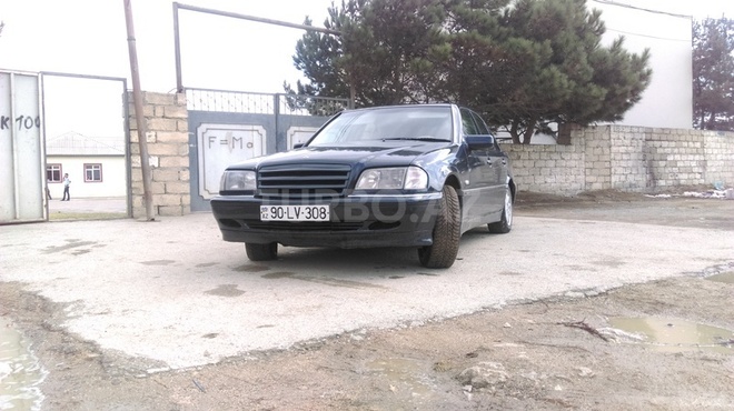 Mercedes C 220 2000, 245,874 km - 2.2 l - Bakı