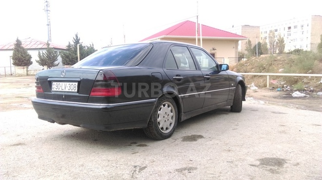 Mercedes C 220 2000, 245,874 km - 2.2 l - Bakı