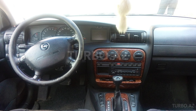 Opel Omega 1997, 235,000 km - 2.0 l - Bakı