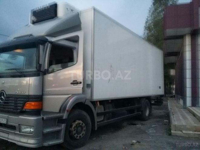 Mercedes Atego 1828 2000, 428,000 km - 6.4 l - Bakı