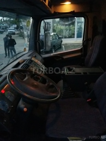 Mercedes Atego 1828 2000, 428,000 km - 6.4 l - Bakı