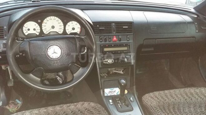 Mercedes C 250 1998, 180,000 km - 2.5 л - Bakı