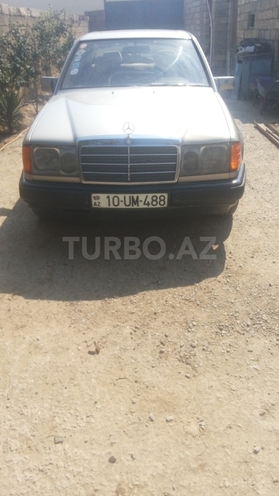 Mercedes E 230 1987, 242,987 km - 2.0 l - Bakı