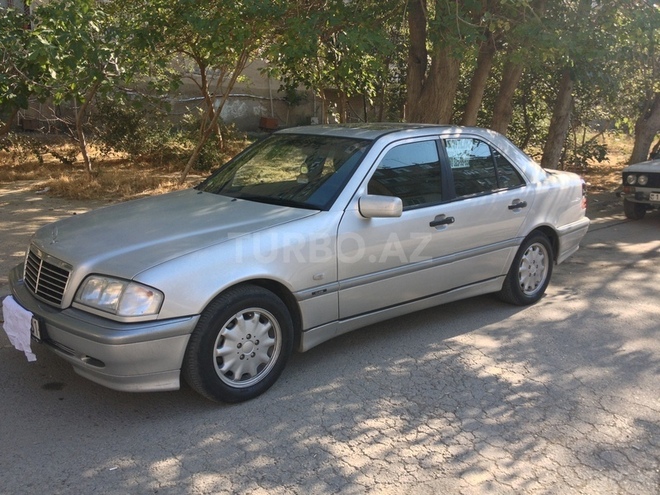 Mercedes C 240 2000, 212,248 km - 2.4 л - Bakı