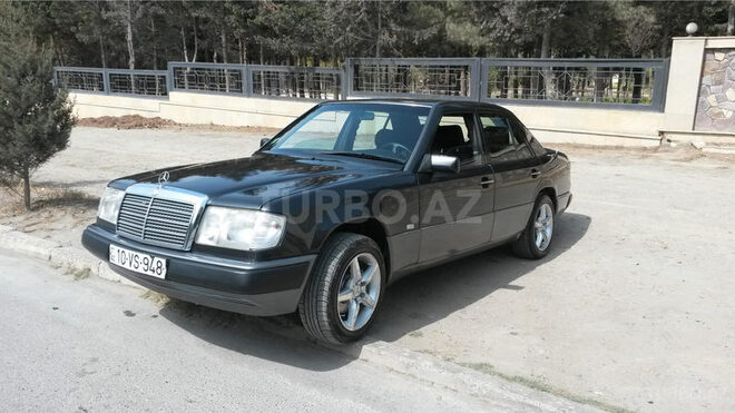 Mercedes E 230 1992, 315,000 km - 2.3 л - Bakı