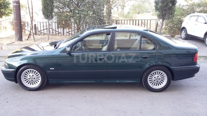 BMW 528 1998, 264,522 km - 2.8 l - Bakı