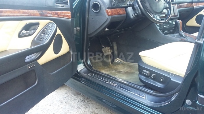 BMW 528 1998, 264,522 km - 2.8 l - Bakı