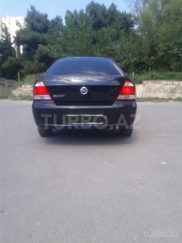 Nissan Sunny 2011, 118,000 km - 1.6 л - Bakı