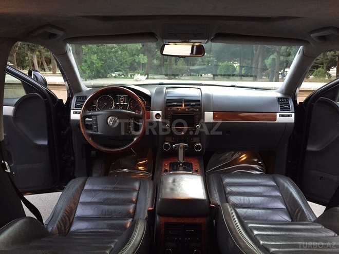 Volkswagen Touareg 2006, 219,000 km - 3.2 l - Bakı
