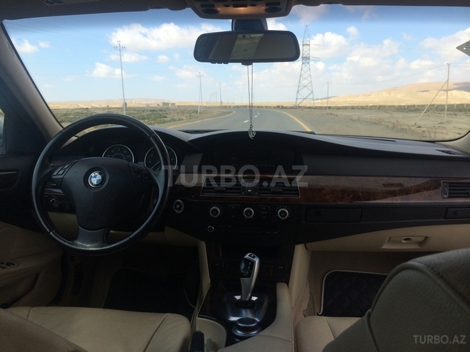 BMW 528 2007, 275,000 km - 3.0 л - Bakı