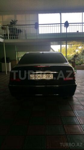 Mercedes E 320 2003, 205,000 km - 3.2 l - Bakı