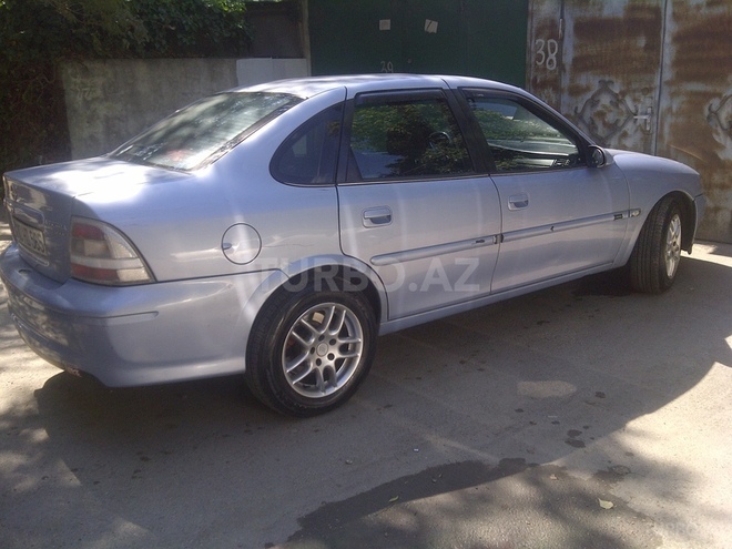 Opel Vectra 1997, 276,000 km - 2.0 l - Bakı