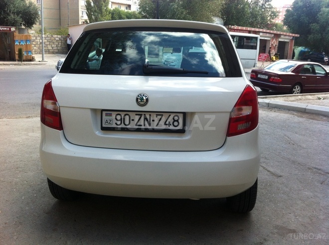 Skoda Fabia 2009, 125,000 km - 1.6 л - Bakı