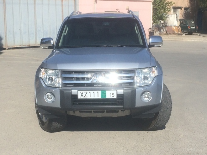 Mitsubishi Pajero 2007, 86,000 km - 3.0 l - Bakı