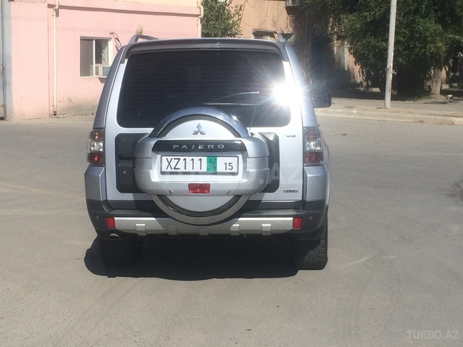 Mitsubishi Pajero 2007, 86,000 km - 3.0 l - Bakı