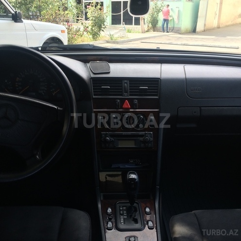 Mercedes C 180 1997, 190,000 km - 1.8 l - Bakı