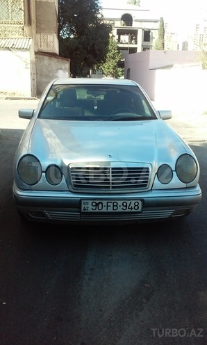 Mercedes E 200 1996, 321,570 km - 2.0 l - Bakı