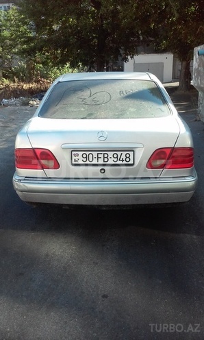 Mercedes E 200 1996, 321,570 km - 2.0 l - Bakı