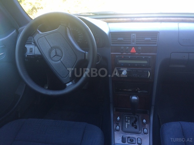 Mercedes C 240 1998, 250,000 km - 2.4 л - Bakı