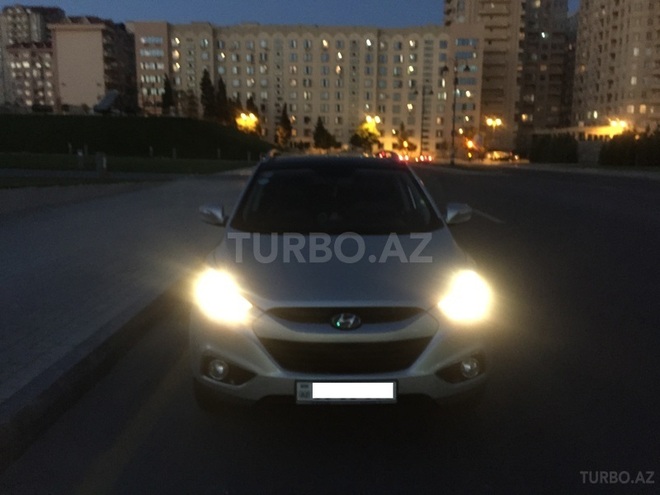 Hyundai ix35 2010, 67,000 km - 2.0 л - Bakı