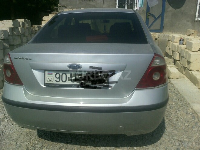 Ford Mondeo 2002, 235,600 km - 2.0 l - Bakı