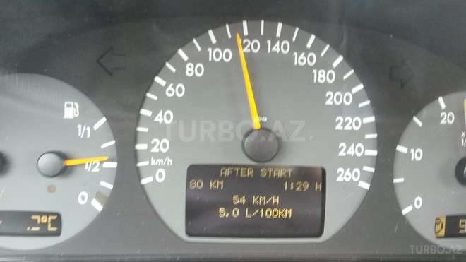 Mercedes E 220 2000, 279,000 km - 2.2 l - Bakı