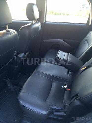 Mitsubishi Outlander 2006, 98,760 km - 3.0 l - Bakı