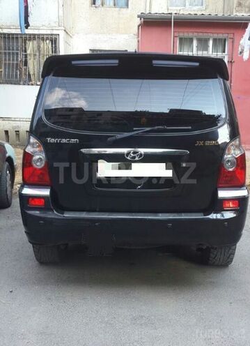 Hyundai Terracan 2004, 136,000 km - 2.9 l - Bakı