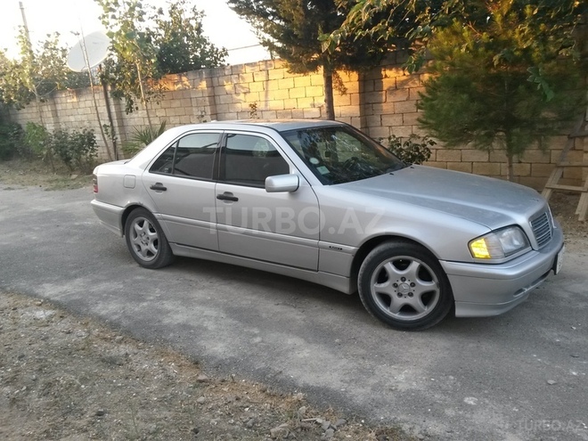 Mercedes C 230 1999, 130,000 km - 2.3 л - Bakı