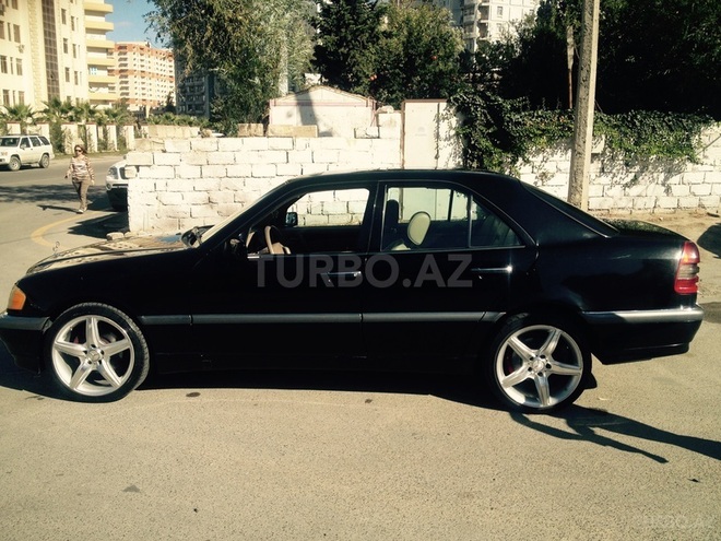 Mercedes C 230 1999, 150,000 km - 2.3 л - Bakı