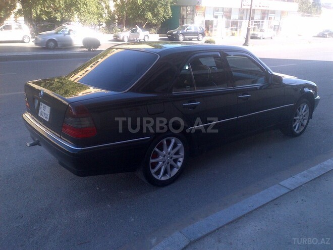 Mercedes C 230 1997, 170,000 km - 2.3 l - Bakı
