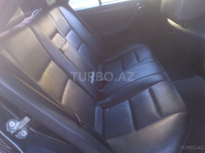 Mercedes C 230 1997, 170,000 km - 2.3 l - Bakı