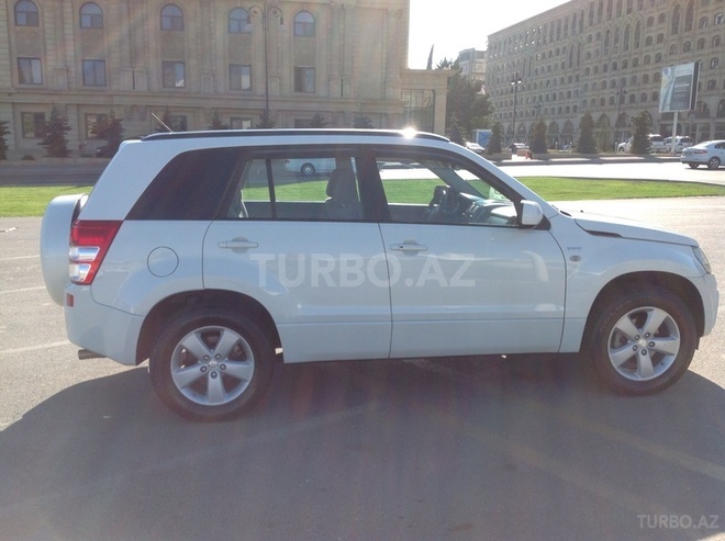 Suzuki Vitara 2008, 82,450 km - 2.4 l - Bakı
