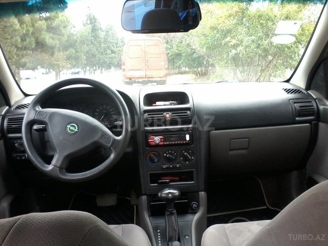 Opel Astra 1990, 198,750 km - 1.6 l - Bakı