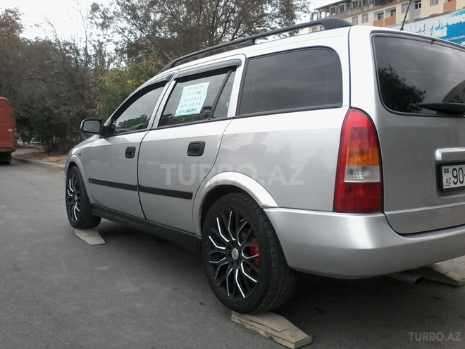 Opel Astra 1990, 198,750 km - 1.6 l - Bakı