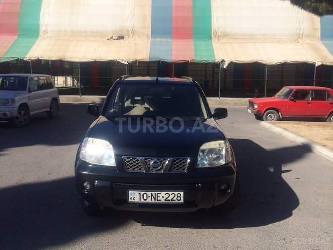 Nissan X-Trail 2004, 210,000 km - 2.4 л - Bakı