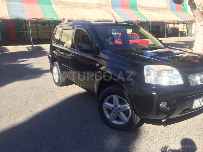 Nissan X-Trail 2004, 210,000 km - 2.4 л - Bakı