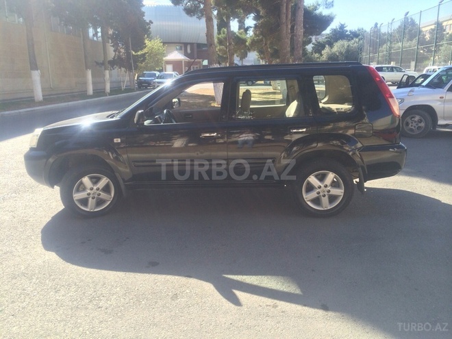 Nissan X-Trail 2004, 210,000 km - 2.4 л - Bakı