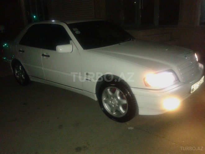 Mercedes C 220 1999, 350,000 km - 2.2 l - Bakı