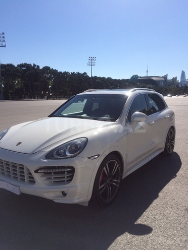 Porsche Cayenne 2011, 65,000 km - 4.8 л - Bakı