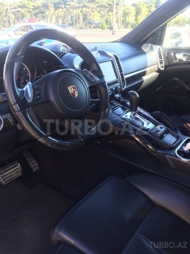 Porsche Cayenne 2011, 65,000 km - 4.8 л - Bakı