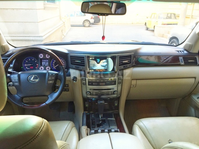 Lexus LX 570 2008, 90,000 km - 5.7 л - Bakı